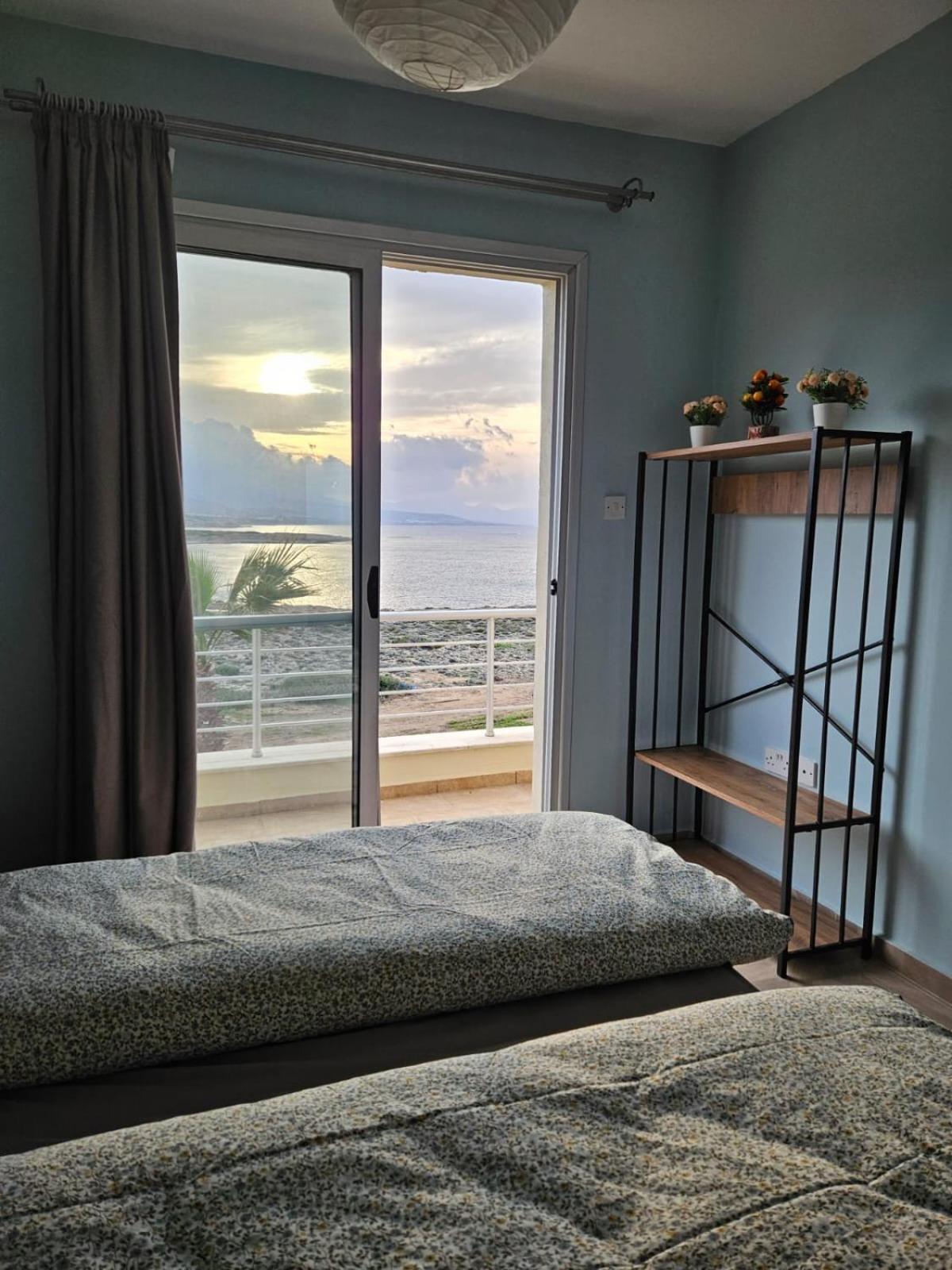 Beachfront Penthouse With Beautiful View In North Cyprus * Agios Nikolaos (Famagusta)
